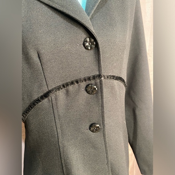 Wrapper: vintage 80s blazer top/mini dress - Picture 3 of 5